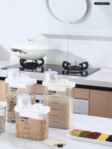 Food-Grade Sealed Storage Container Transparent Handheld Anti-Moth Damp-Proof