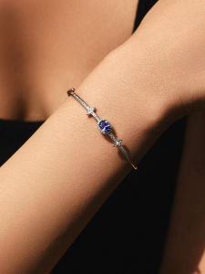 S925 Sterling Silver Diamond Embedded Tanzanite Bracelet Womens Vintage Luxury Fake Gemstone Hand Jewelry Fashion Accessories