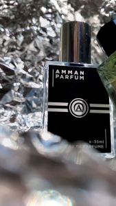 Inspired Parfum Selgom Gomes Tahan Lama by Amman Parfum