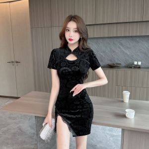 เซ็กซี่ กี่เพ้ากํามะหยี่สั้น เดรส สําหรับหญิงสาวขนาดเล็กแยกด้านข้าง กระโปรงรัดรูป ฤดูใบไม้ร่วง ฤดูหนาว สไตล์เลดี้แขนสั้น