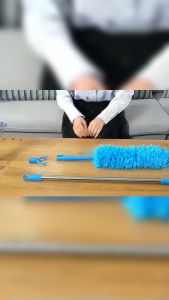 WARS Kemoceng Debu Bulu Tebal Bisa Ditekuk Dengan Tiang Adjustable Dan Garpu Baju