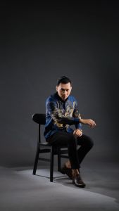 Batik Handara - Narpati Navy Kemeja Pria Furing Erro