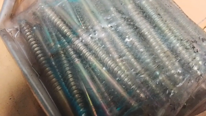 สกรูปล่อยขันกระเบื้อง 3.5" (แพ็คละ100ตัว) (สินค้าลดราคาล้างสต้อค)