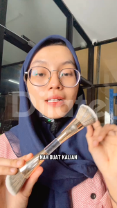 DILATE 4 in 1 Makeup Travel Size Brush Set Kuas Rias Multifungsi Portable Lengkap Wajah Mata