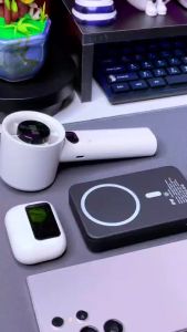 พัดลมพกพาแบตทน พัดลมมือถือ ความเร็ว 120 ระดับ 5000mAh พีดลมเล็ก สามารถปรับได้ ชาร์จ USB Fan พัดลมมินิมอล