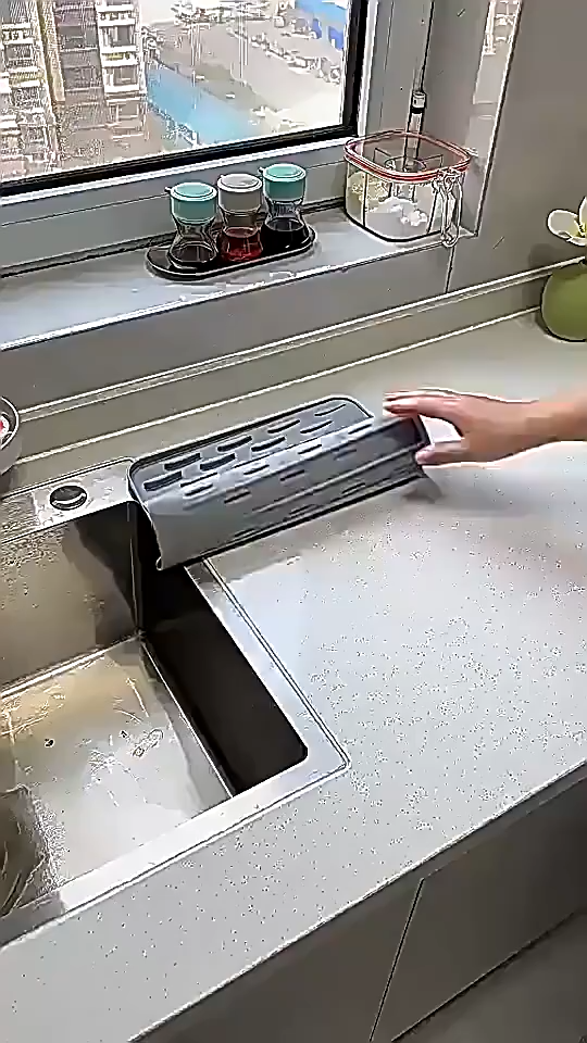 Draining Mat Kitchen Dish Drying Mat Faucet Drain Pad Silicone Drainage Mat Heat-Resistant Table Drainer Pad Sloped Edge