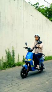 Sepeda Listrik Sunrace Lux Style Max Power Motor 500W 48V 12Ah model terbaru dengan Long Saddle model Motor bisa untuk Ber 2 Fitur Lengkap : SNI Pedal Assist Parking Mode Adjustable Hook dan Remote Alarm