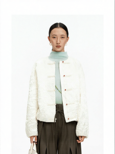 Loose Chinese-Style Coat with Horse Motif and Pankou Buttons