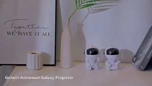 CHUBAN Lampu Proyektor Model Bintang Galaksi 5V with Remote Control - HR-F3