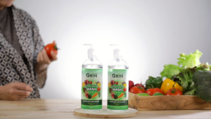 ชุด 1 ขวด กริน น้ำยาล้างผัก ล้างผลไม้ GRIN Veggie Wash ปลอดภัย สกัดจากพืชธรรมชาติ 100% Food Grade ออร์แกนิค ไม่ใส่สี -ไม่ใส่กลิ่น อ่อนโยนต่อผิว (ไม่มีสารอันตราย SLS) ไม่ทิ้งสารตกค้าง ไม่ทำลายธรรมชาติ Vegetable And Fruit Wash