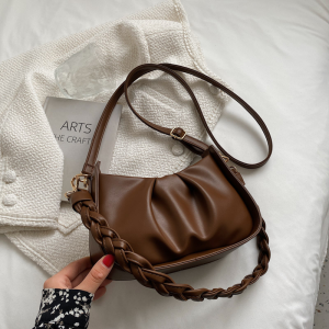 Trendy Summer Versatile Small Crossbody Bag Womens Shoulder Bag Soft PU Leather Zipper Closure Casual Style Compact Size