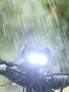 自行车夜骑灯前灯充电强光手电筒单车灯骑行装备山地车配件大全Bicycle night riding lights headlights charging lights strong flashlights bicycle lights cycling equipment mountain bike accessories