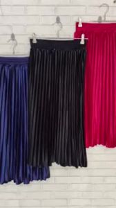 Skirt Plisket Velvet Elegan dengan Pinggang Elastis - Gaya Korea