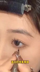 Blumey (ใหม่/ของแท้) ปากกาอายไลเนอร์ สีดำ ติดทนนาน เขียนง่าย เนื้อลิขวิด กันน้ํา ติดทนนาน แห้งเร็ว 4 สี Eye Liner[พร้อมส่ง]