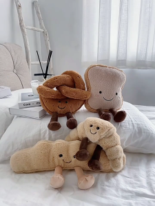 ตุ๊กตาขนนุ่มน่ารัก ขนมปัง ครัวซองต์ บาแกตต์ ขนมปังปิ้ง เพรทเซล ตุ๊กตา ของขวัญ