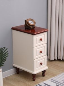 ชั้นวางของรูปตัวแอลทรงเรขาคณิตสไตล์ยุโรป ทำจากไม้เนื้อนุ่ม ชั้นวางของ 3 ชั้น สำหรับห้องนอน ขนาดกะทัดรัด