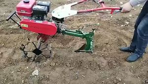 คันรถไถนา คันไถนา รถไถเดินตาม เครื่องคราดพรวน เครื่องคราดขนาดเล็ก รองรับเครื่องจักรกลานาคาม ผานไถแบบปรับได้ ผานไถคว่ำสองด้าน ผานเปิด คลิกที่ลิงค์เพื่อดูรายละเอียดทั้งสิ้น