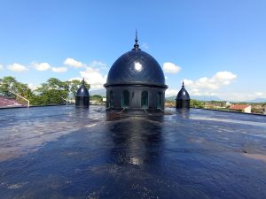 Asphalt emulsion aspal cair for waterproofing aspal cair aspal waterproof cat pelapis anti rembes dan bocor 1kg