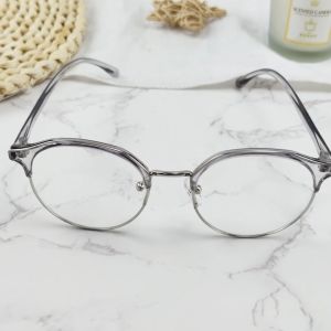 Viendo Kacamata Anti Radiasi Blueray Photocromic Minus Wanita Cowok Pria Fashion Frame Bluecromic Potocromic Fotocrom Anti Sinar Matahari Kaca Mata Optik UV400 -1/-1.5/-2/-2.5/-3/-3.5/-4/-4.5/-5/-5.5/-6