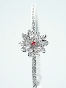 💖Swarovski💖Eternal Flower Pink Flower Diamond Bracelet S925 Sterling Silver Womens Fashion Bracelet Hypoallergenic Non-allergenic Valentines Day Gift Birthday Gift for Girlfriend Bestie