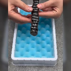 Magnetic effect chess tabletop game parent-child interactive chess puzzle fun thinking training childrens toy