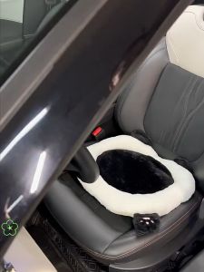 Bộ Gối Tựa Đầu Tựa Lưng Đệm Ghế Ô tô Nâng Chiều Cao Gấu Trúc Panda Lông Thỏ Dễ Thương