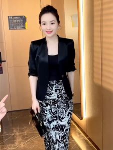 Slimming One Button Jacket High Waist Skirt Elegant Fashionable Summer New Arrival Womens Short Outerwear