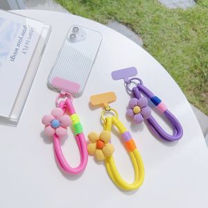 Korea Y2k Ctue Flower Candy Color Phone Lanyard Simplicity Short Phone Strap Pearl Style Phone Chain Bracelet Phone Accessories