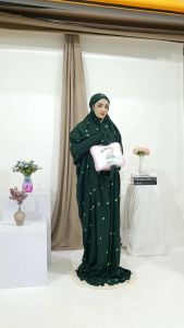 Mukena Terusan Terbaru Lajuran Arrobiah Motif Tabur Seribu Bunga Katun Premium