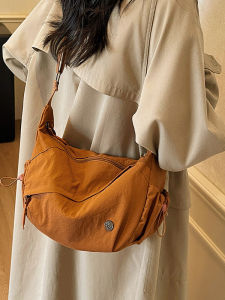 Casual Nylon Dumpling Shaped Shoulder Bag Large Capacity Commuter Bag for Work Travel Single Strap Crossbody Bag