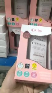 Kem Chống Nắng Thuần Chay dAlba UV Essence Waterfull Tone-up Color Correcting - KCN DALBA HỒNG TÍM