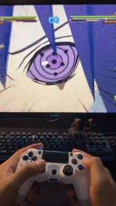 ตัวควบคุมเกม PS4 สำหรับพีซี เข้ากันได้กับตัวควบคุมเกม PC/iOS/ทีวี/MacBook/Android ตัวควบคุมเกม PS4 ตัวควบคุมบลูทูธไร้สาย ระบบการสั่นสะเทือนแบบคู่