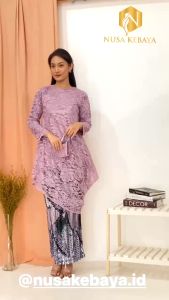 Setelan Tunik Brukat Kondangan Set Rok Plisket Batik Motif Terbaru / Baju Kebaya Brukat Kurung Modern Untuk Wisuda Seragaman Pesta Tunangan Nikah Lebaran Natal Imlek Paskah ( Tunik Miring ) Nusa Kebaya Terlaris