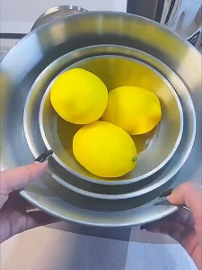 ชามผสมสแตนเลส รุ่นอัพเกรดความหนาเป็นสองเท่า ชามผสมสเตนเลส 17-25ซม มีปริมาตรวัด สแตนเลส 304 อุปกรณ์เบเกอรี่