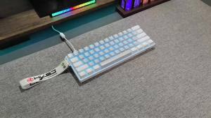 HXSJ | HXSJ K61Single-Mode Wired Mechanical Keyboard Lightweight Portable Gaming Keyboard RGBergonomic compact 60% layout for PC gamer
