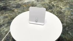 Motion Sensor LED Night Light USB Rechargeable Stick-on Magnetic Closet Cabinet Light for Hallway Bedroom Kitchen Stair Wardrobe