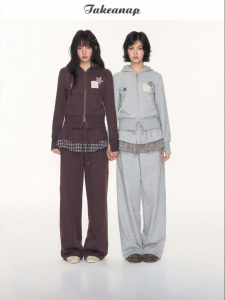 NAPSNAPS | Bộ Áo Hoodie Trổ Hình Sao