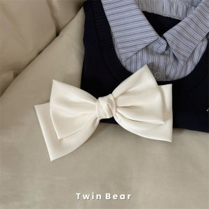 กิ๊บติดผมผ้าซาตินขนาดใหญ่สีสันสดใส 8 สี กิ๊บติดผมสไตล์เจ้าหญิงหลวมๆ สำหรับตกแต่งผมด้านหลังศีรษะ