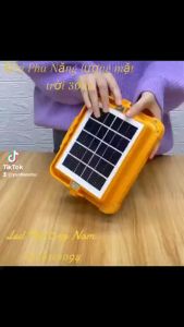 Đèn Năng Lượng Mặt Trời 300W Đèn tích điện năng lượng mặt trời siêu sáng xách tay Chống Nước
