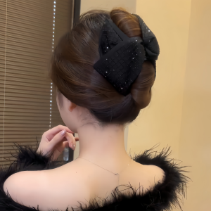 Elegant Black Butterfly Knot Hair Clip Womens Style Shark Clamp Full Diamond Plaid Hair Card Stylish Hair Accessories