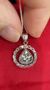 Poh Heng Jewellery 18K Teardrop Sparkle Pendant In White Gold *Online Exclusive*
