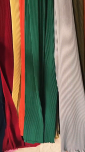 (S.S.S) ผ้าพลีทพรีเมียม S-Pleat | ผ้าอัดพลีท เนื้อดี ขึ้นทรงสวย ไม่ยับง่าย ไม่ขึ้นขน เหมาะกับงานแฟชั่นทุกสไตล์