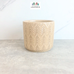 The Leaferie Nassau Flowerpot  flowerpots . flower pot . plant pots . planter . planters . Ceramic