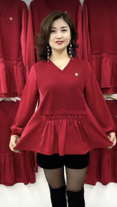 Fashionable Bee Pattern Base Shirt for Women New Years Style Slimming Belly Covering Mid-aged And Elderly Mothers Trendy