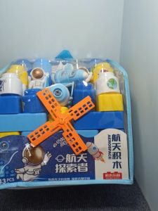Childrens Educational Space Backpack Building Blocks Portable Large Particle DIY Assembly Model House Role Play Toy Gift