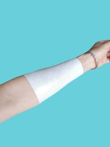 Waterproof Adhesive Plaster Bandage Non-Woven Fabric Wound Dressing PU Film Coated Emergency First Aid Gauze Wrap Fixing Pack of 10