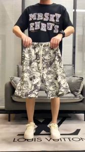 AP HOME กางเกงขาสั้นแฟชั่น กางเกงลำลองสามารถสวมใส่ได้ทั้งชายหญิง ลวดลายสมัยใหม่ ใส่สบาย QC-DK8019