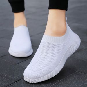 New Women Korean Style Slip On White Sneakers Shoes Lightweight Breathable Flat All Black Casual Rubber Shoes For Women On Sale