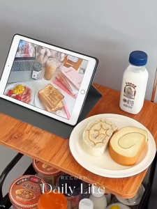 โต๊ะกาแฟ 2ชั้น มีล้อ เคลื่อนที่ได้อย่างอิสระ โต๊ะเล็กข้างโซฟา โต๊ะข้างเตียง โต๊ะข้างโซฟา เคลื่อนย้ายได้ง่าย อเนกประสงค์ ของตกแต่งบ้าน ย้อนยุคอเมริกันโต๊ะกลาง