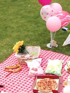 200x200CM Portable Picnic Blanket: The Ultimate Outdoor Mat